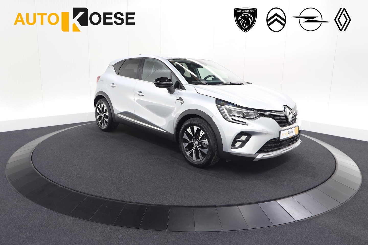 Renault Captur - 1.6 E-Tech full hybrid 145 techno | Camera | Parkeersensoren | Climate control | Keyless - AutoWereld.nl