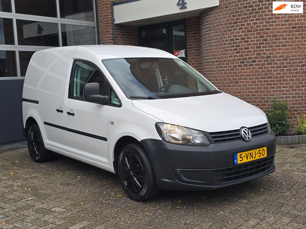 Volkswagen Caddy - 1.6 TDI Apk |Trekhaak |Wit - AutoWereld.nl