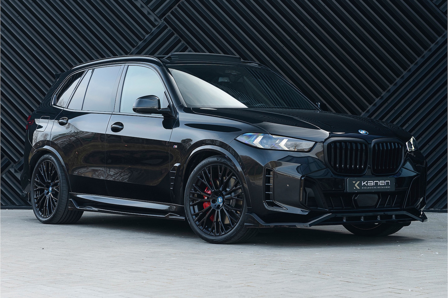 BMW X5 - xDrive50e LCI M-Sport Pro M-Stoelen ACC Pano Stoelvent. Achterasbest. B&W Kristal Massage - AutoWereld.nl