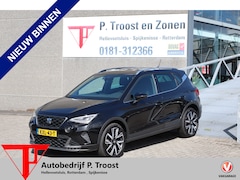 SEAT Arona - 1.0 EcoTSI FR carplay/Stoelverwarming/Achteruitrijcamera/Navigatie/Digitale teller/Keyless