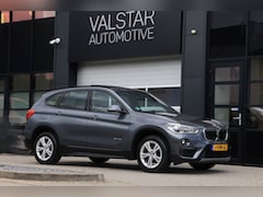 BMW X1 - SDrive18i High Executive | Trekhaak | Pano | LED | LEDER