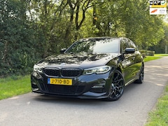 BMW 3-serie - 318i High Executive Edition | M-Pakket + Vol-Leder Nu € 22.975,
