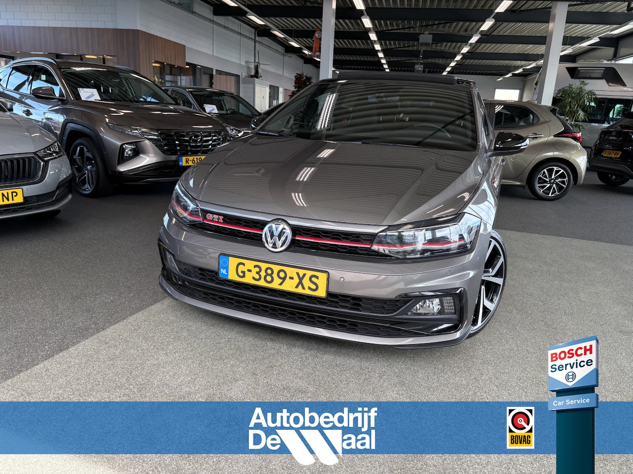 Volkswagen Polo - 2.0 TSi 200pk GTi DSG 5-drs. SCHUIFDAK/BEATS/KEYLESS/CAMERA/DODEHOEK/1E EIGENAAR! - AutoWereld.nl