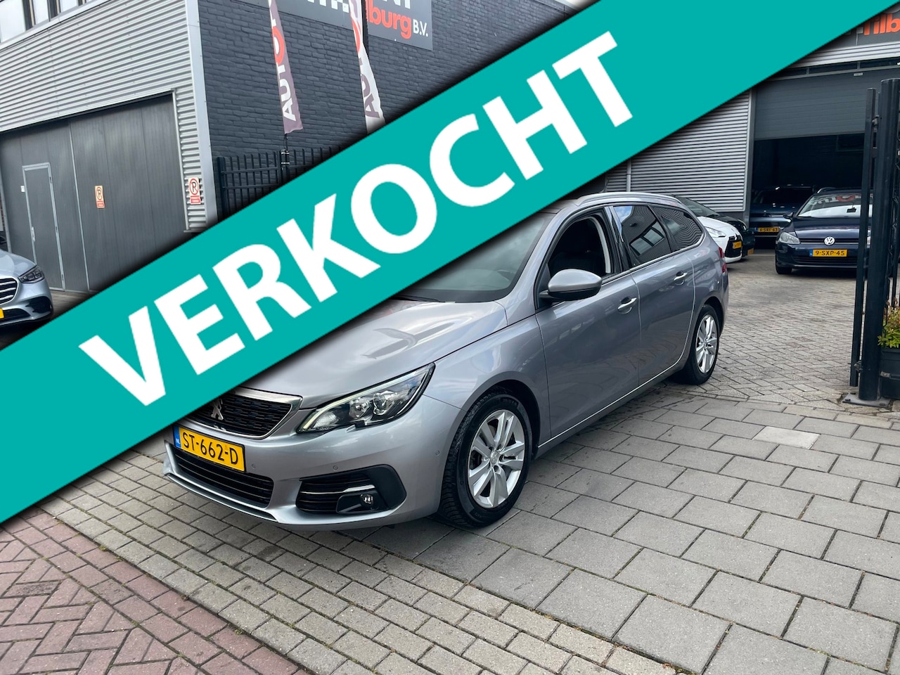 Peugeot 308 SW - 1.2 PureTech Blue Lease Executive 2e Eig! Airco NAP APK - AutoWereld.nl