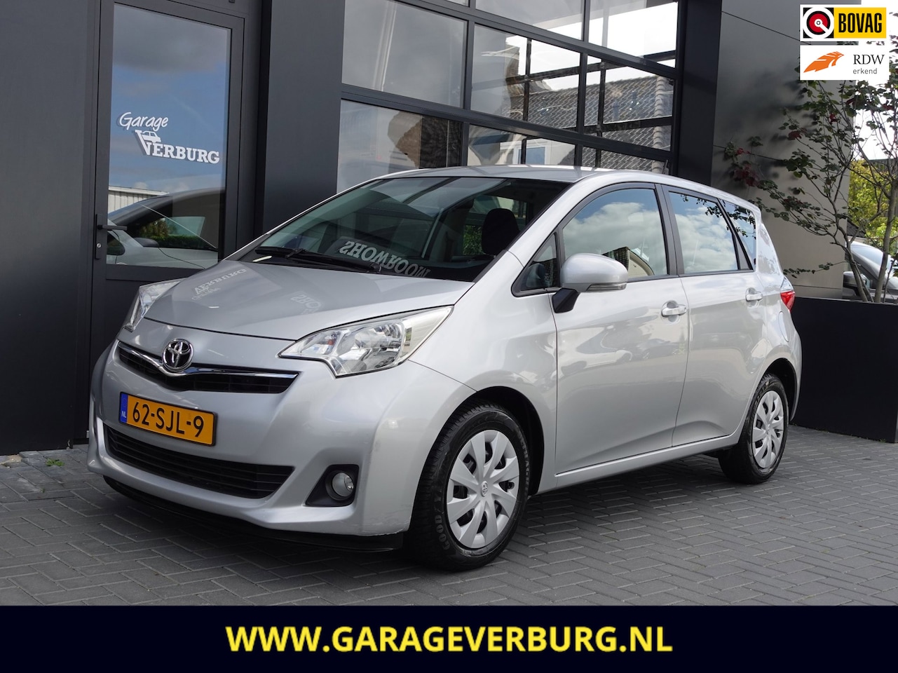 Toyota Verso S - 1.3 VVT-i Aspiration Automaat / 77.645 Km - AutoWereld.nl
