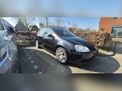 Volkswagen Golf - 1.6 Optive 3 Golf 5