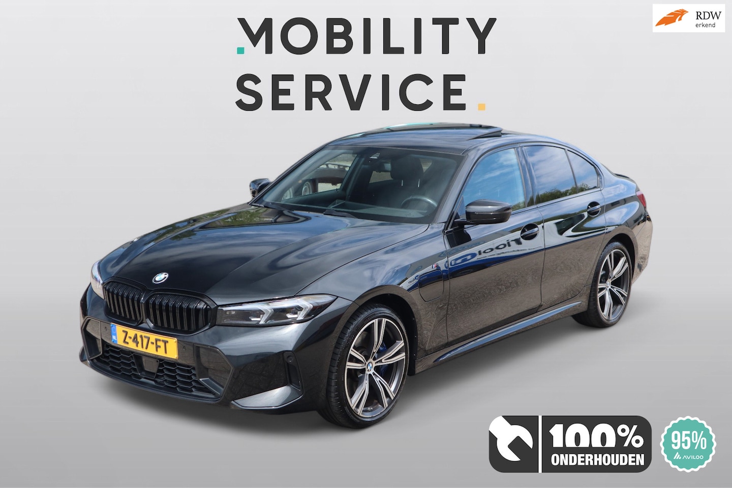 BMW 3-serie - 330e SOH95% M-Pakket Pro Matrix Pano Trekhaak Leder AUT VC Getint - AutoWereld.nl