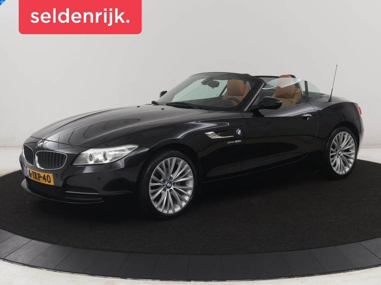 BMW Z4 Roadster - sDrive20i Executive | Automaat | Navigatie | Parkeerhulp | Stoelverwarming | Leder | - AutoWereld.nl