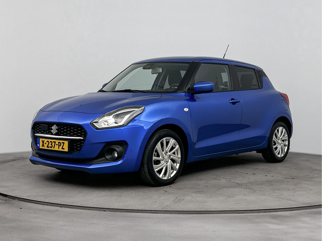 Suzuki Swift - 1.2 Select Smart Hybrid 1.2 Select Smart Hybrid - AutoWereld.nl