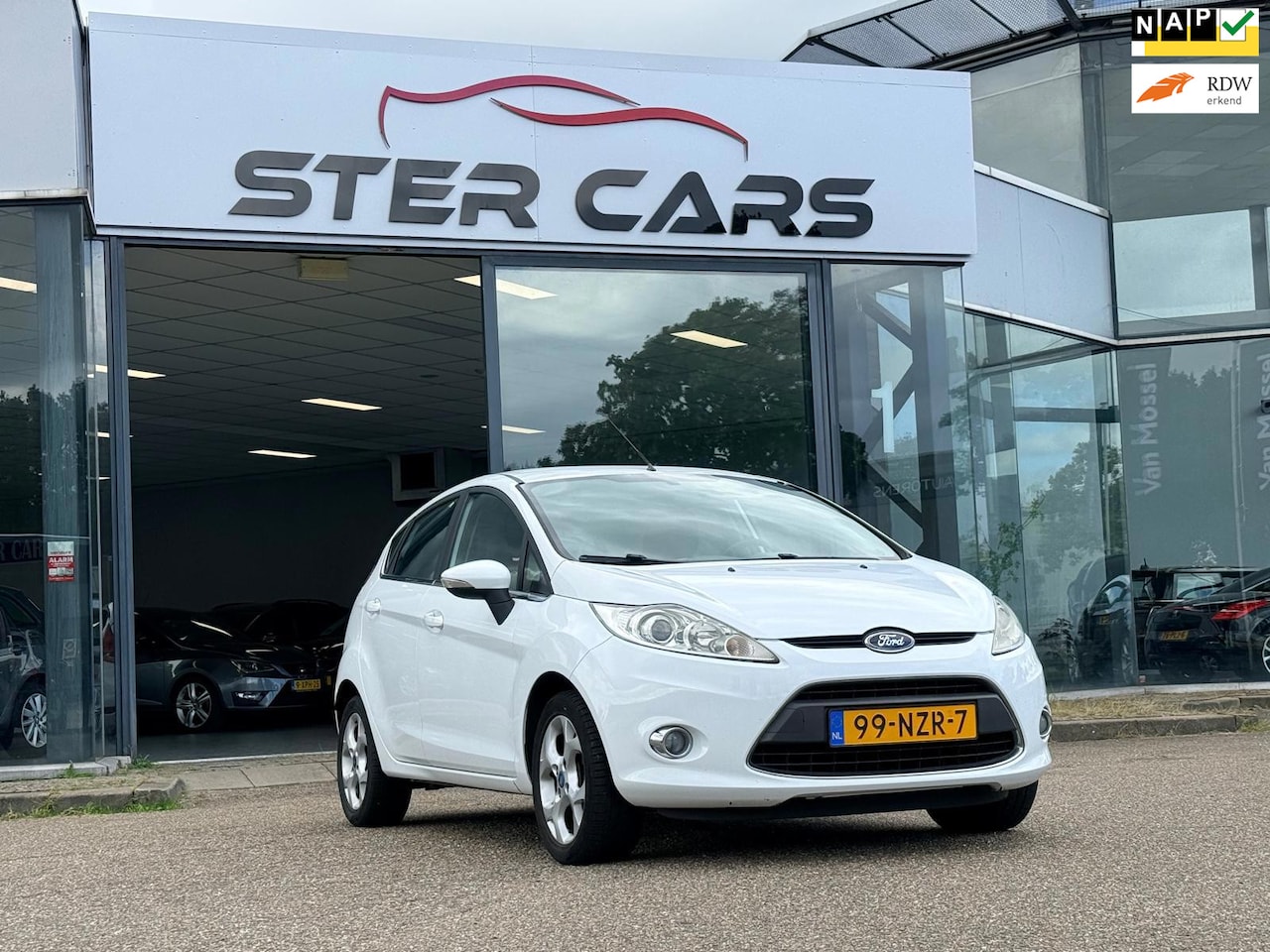 Ford Fiesta - 1.25 Titanium|NAP|Airco|5 |Deurs|Onderhoud| - AutoWereld.nl
