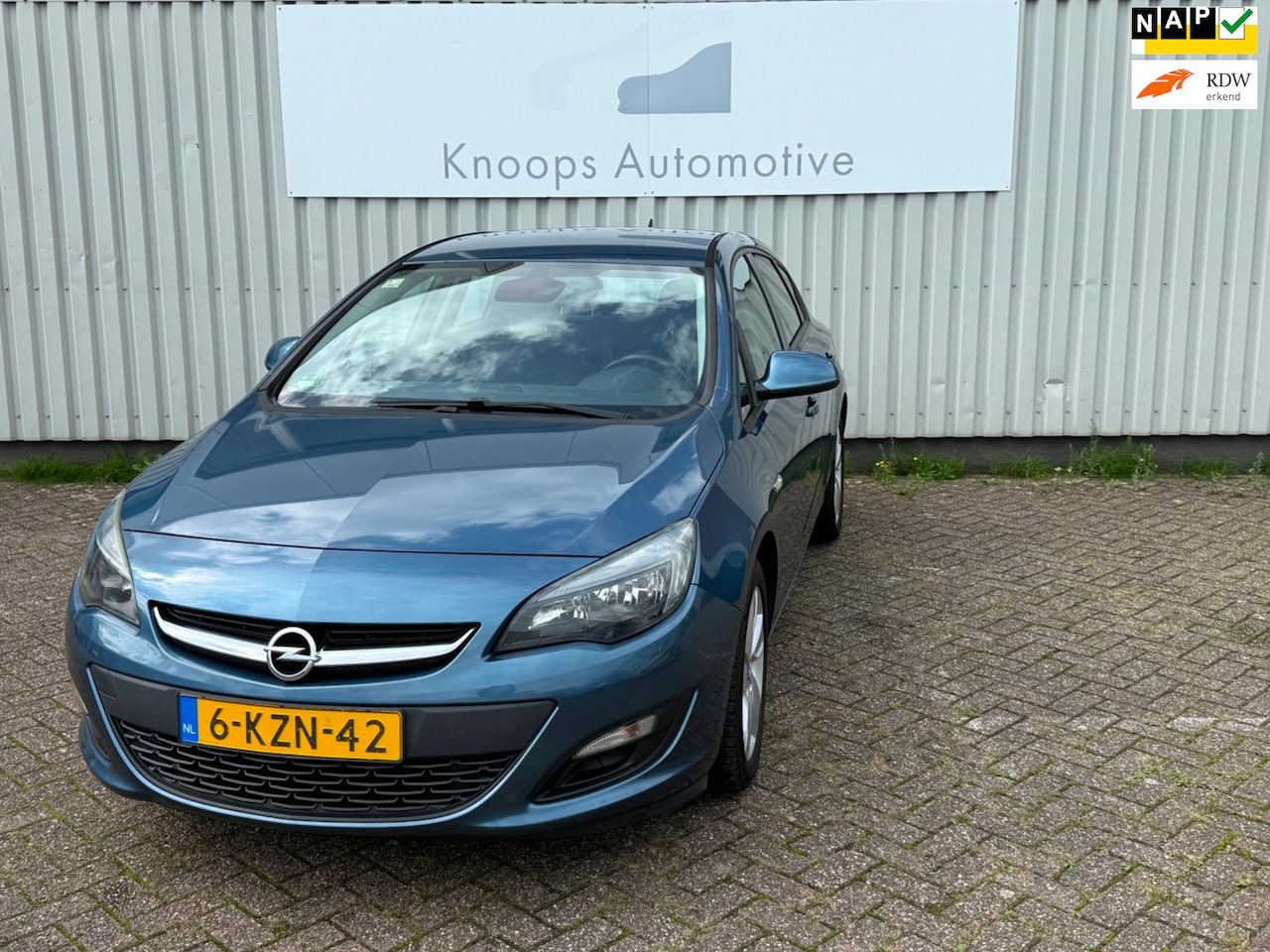 Opel Astra - 1.4 Business + 5drs Navigatie - AutoWereld.nl
