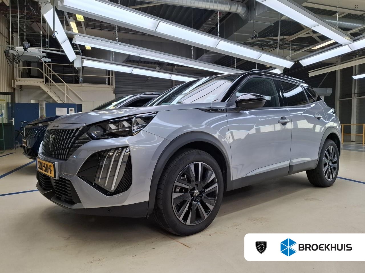 Peugeot 2008 - 1.2 Hybrid 145 GT | Automaat | Navigatie | Camera voor + achter | 18 Inch | Apple carplay - AutoWereld.nl