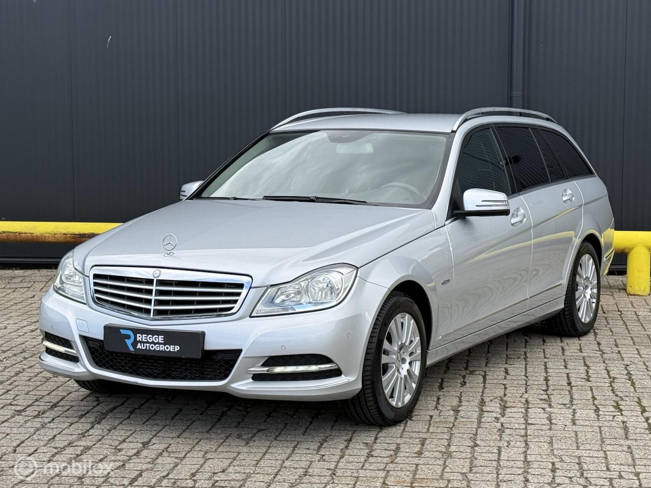 Mercedes-Benz C-klasse Estate - 200 Elegance AUTOMAAT | TREKHAAK - AutoWereld.nl