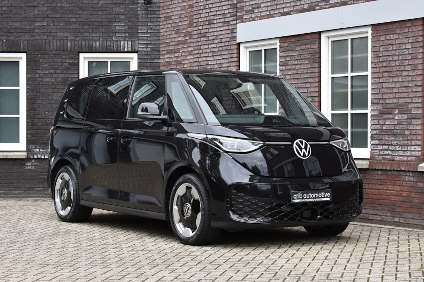 Volkswagen ID. Buzz - Pro 77kWh Wij zijn op afspraak geopend! Graag bellen voor uw komst. - AutoWereld.nl