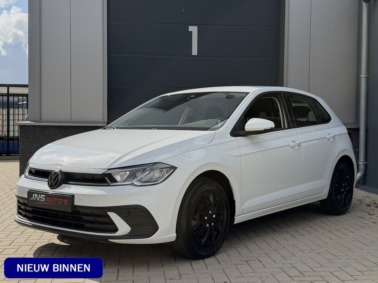 Volkswagen Polo - 1.0 MPI Polo *Facelift* Apple Carplay / Cruise Control / PDC / LED / Digital Cockpit / Air - AutoWereld.nl