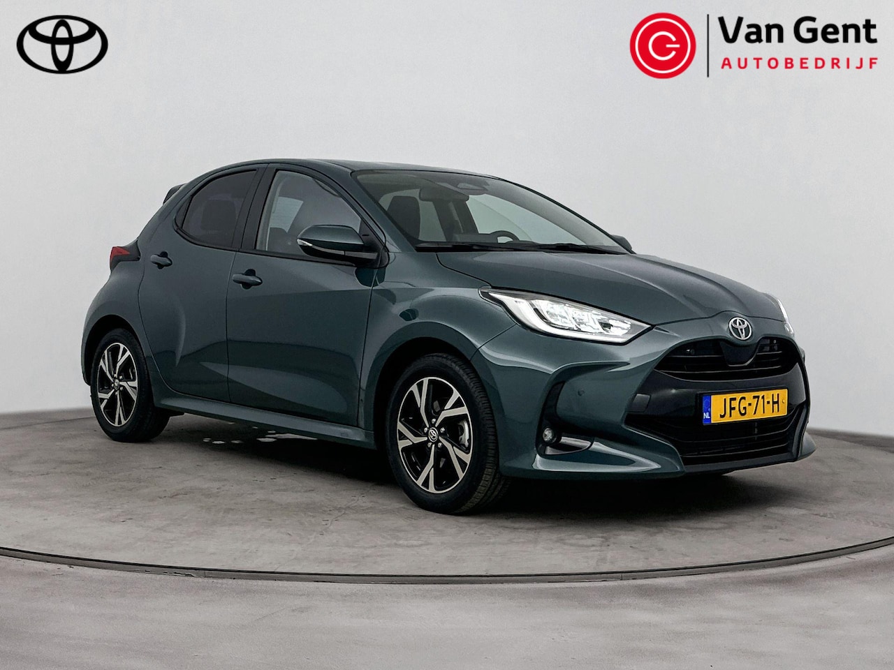Toyota Yaris - 1.5 Hybrid 115 Dynamic | Dodehoek detectie | Parkeersensoren voor/achter | Stoel-/stuurver - AutoWereld.nl