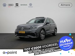 Volkswagen Tiguan - 1.5 TSI R-Line Business+ 150PK DSG | Panorama dak | Zwenkbare trekhaak 1800KG | Achteruitr