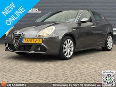 Alfa Romeo Giulietta - 1.6 JTDm Distinctive | Cruise | Climate |