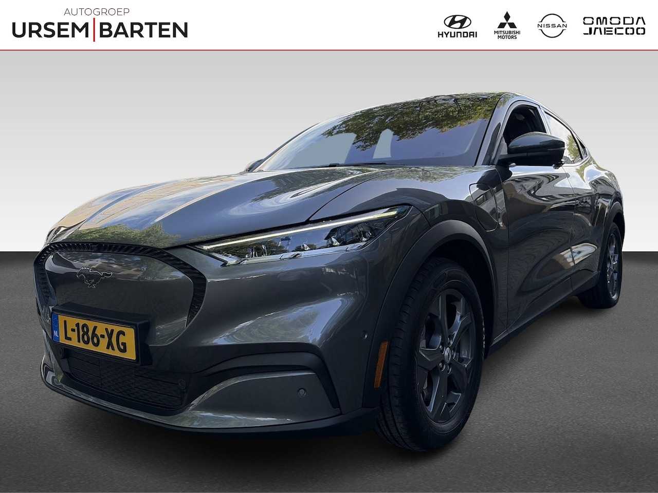 Ford Mustang Mach-E - RWD 75 kWh | Achterspoiler | Achteruitrijcamera | Airco (automatisch) - AutoWereld.nl