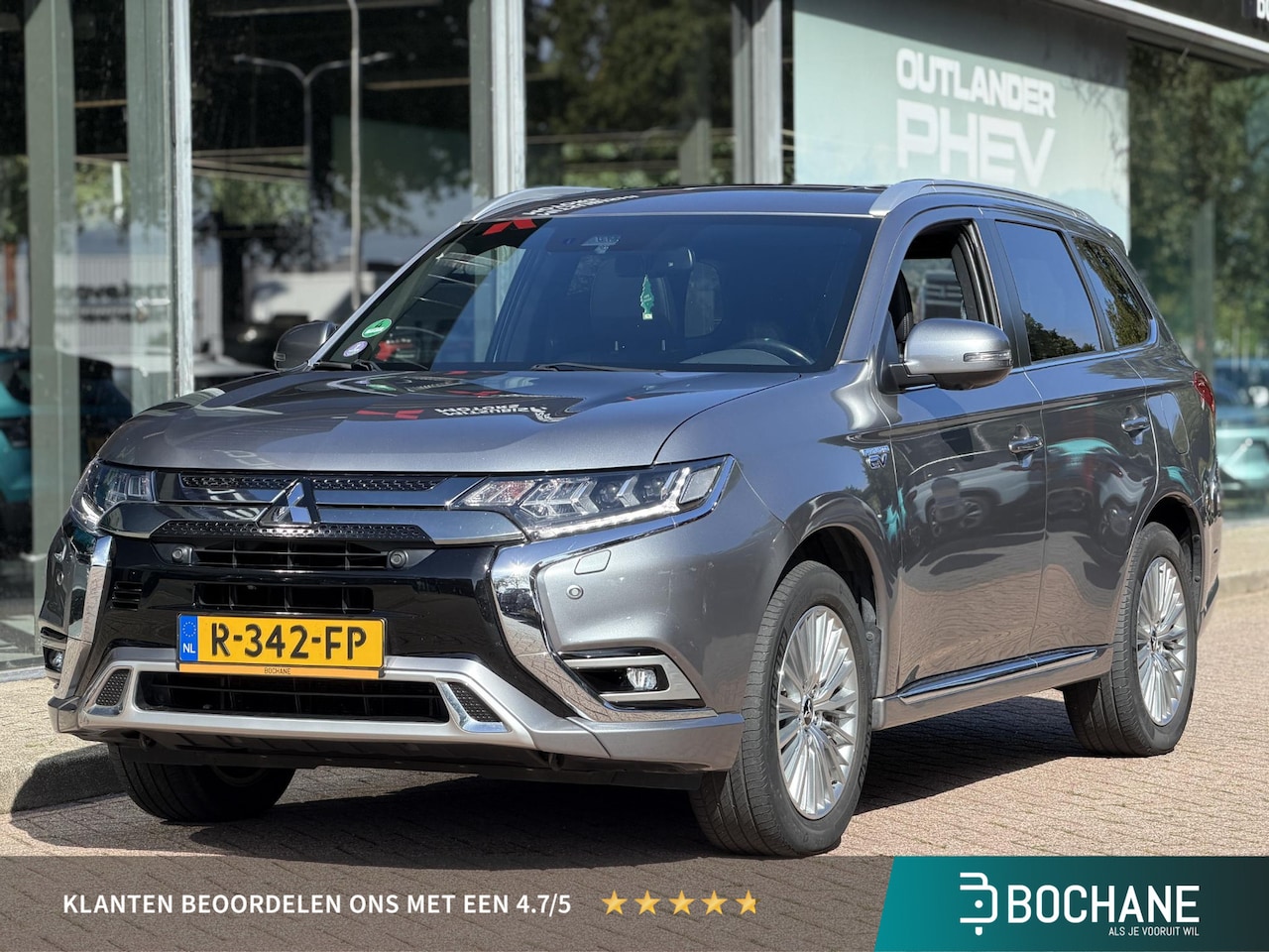 Mitsubishi Outlander - 2.4 PHEV Instyle | Sunroof | Leder | Rondomzichtcamera | - AutoWereld.nl