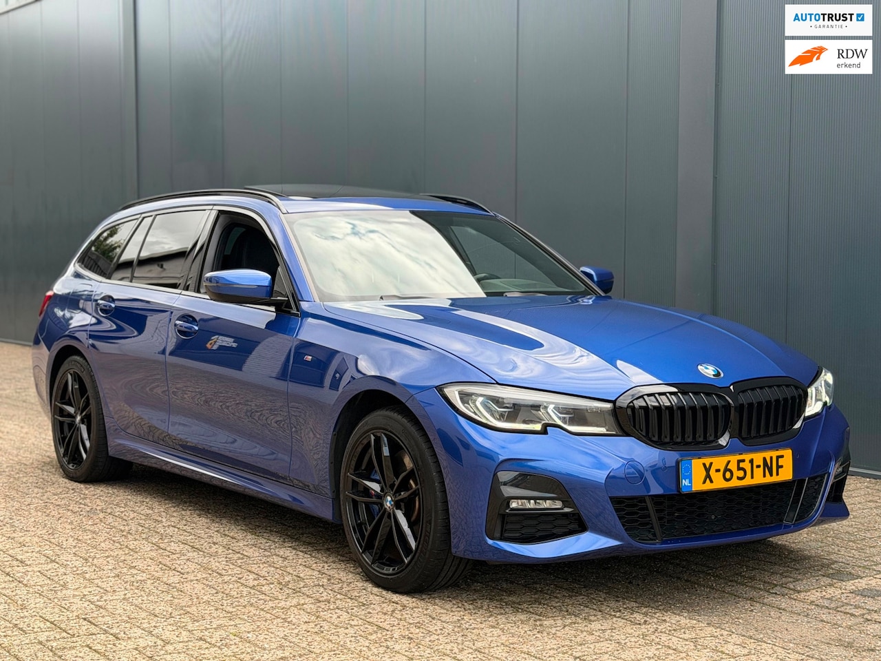 BMW 3-serie Touring - 330e M-Sport | Laser | Pano | HUD | Vol! - AutoWereld.nl