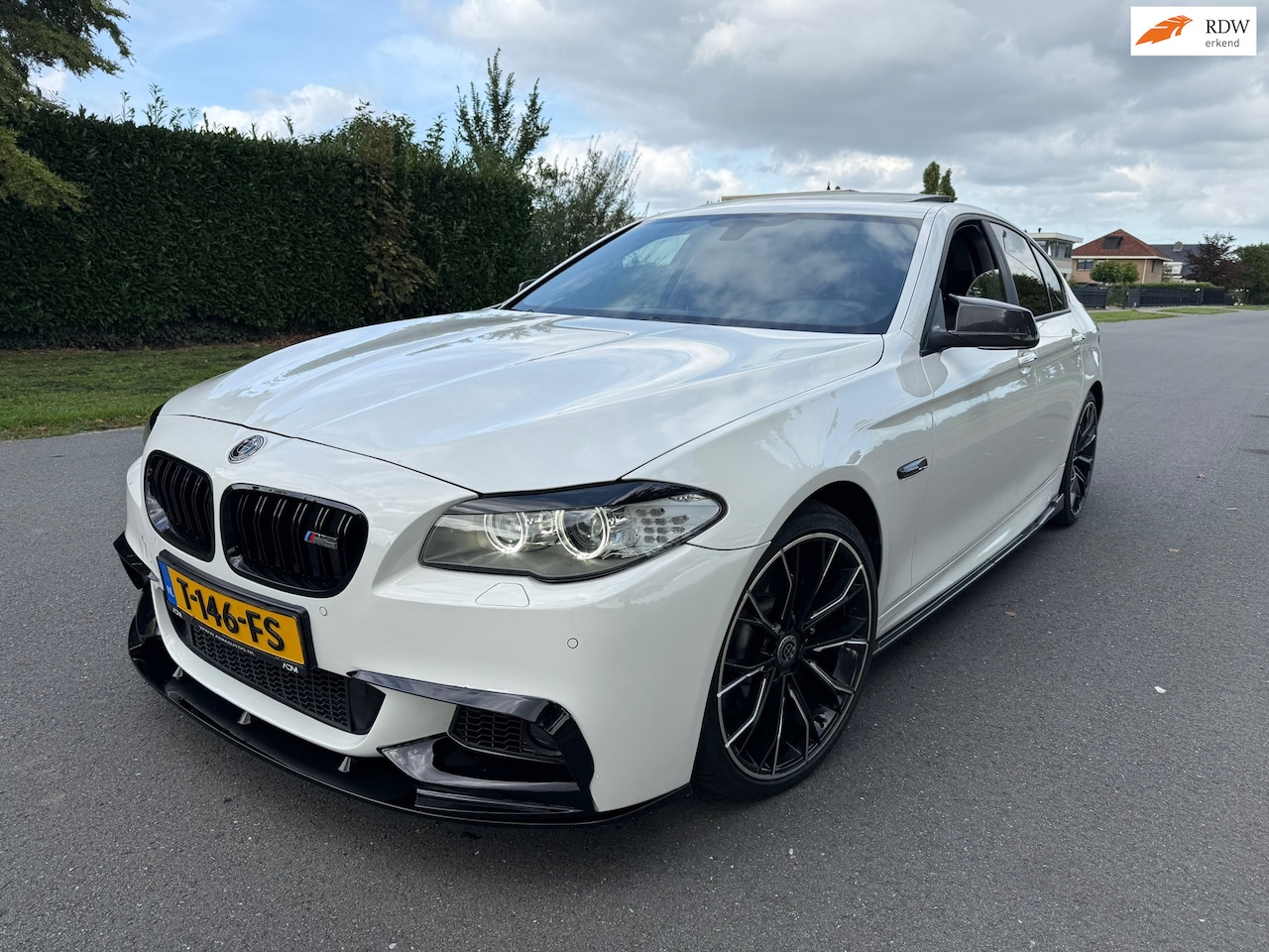 BMW 5-serie - 535xi High Executive M5 PAKKET/DAKJE/APK 9-2027 - AutoWereld.nl