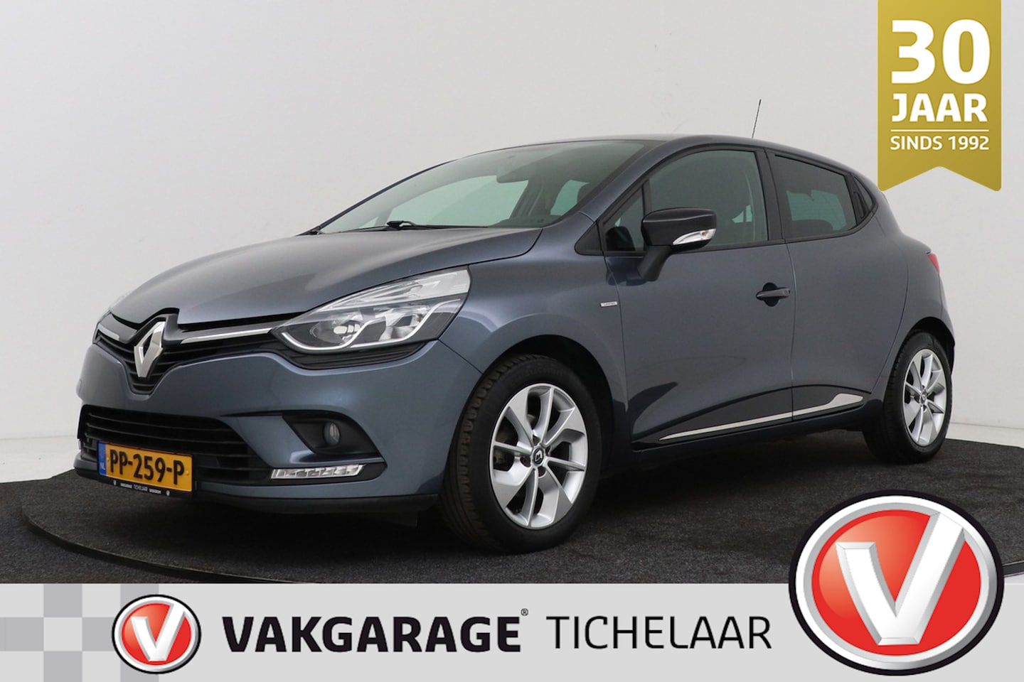 Renault Clio - 0.9 TCe Limited | Navigatie | PDC | 57.000 KM!! | Airco | - AutoWereld.nl