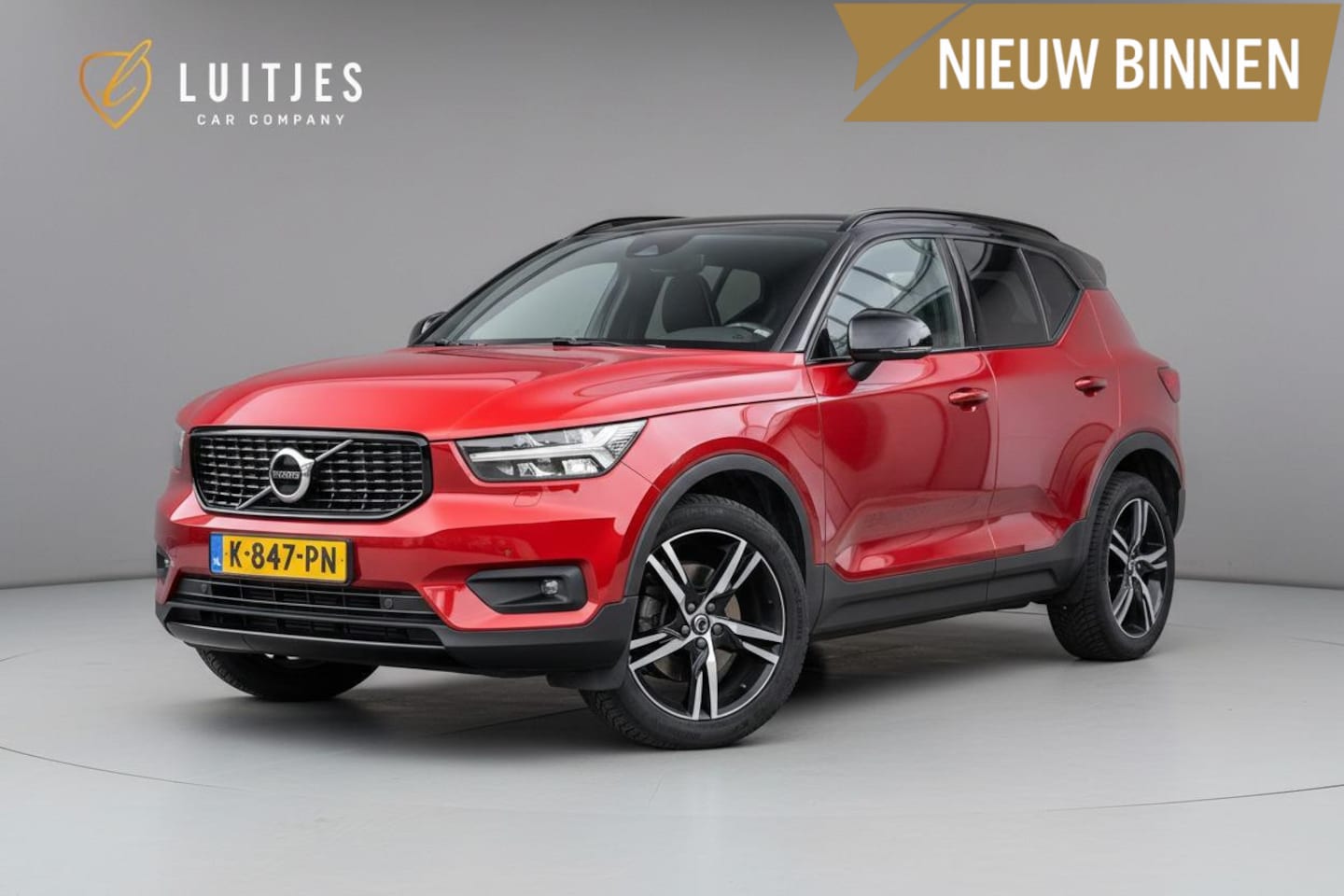 Volvo XC40 - T4 2.0 190pk R-Design Trekhaak|Camera|ACC|Carplay|Dealeronderhouden - AutoWereld.nl