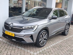 Renault Austral - 1.2 E-TECH FULL HYBRID ICONIC AUTOMAAT Stuurverwarming | 360 Camera | Keyless