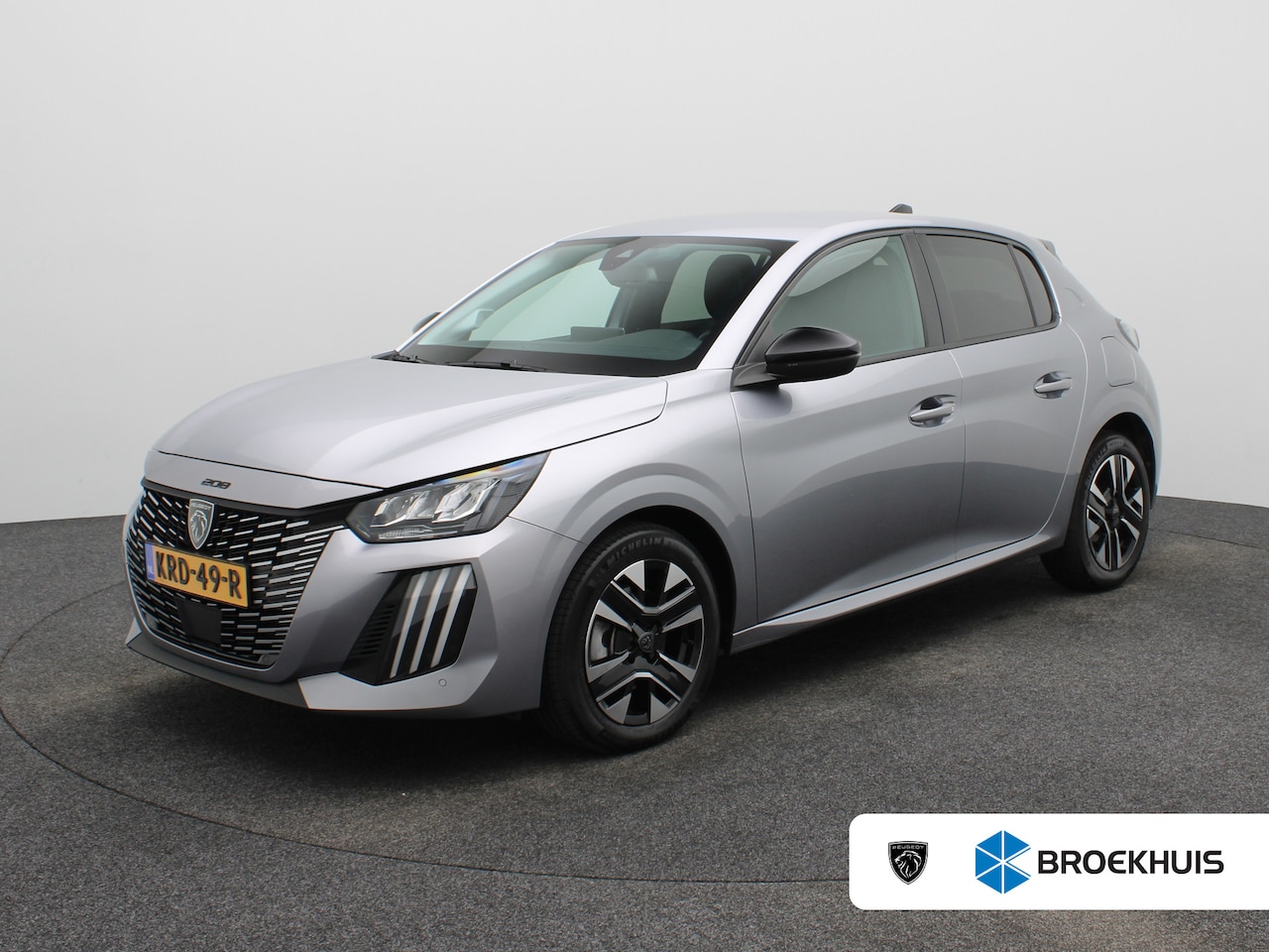 Peugeot 208 - 1.2 PureTech 100 Allure | Navi | Cruise | Clima | PDC V+A | Carplay | 16" LMV | - AutoWereld.nl