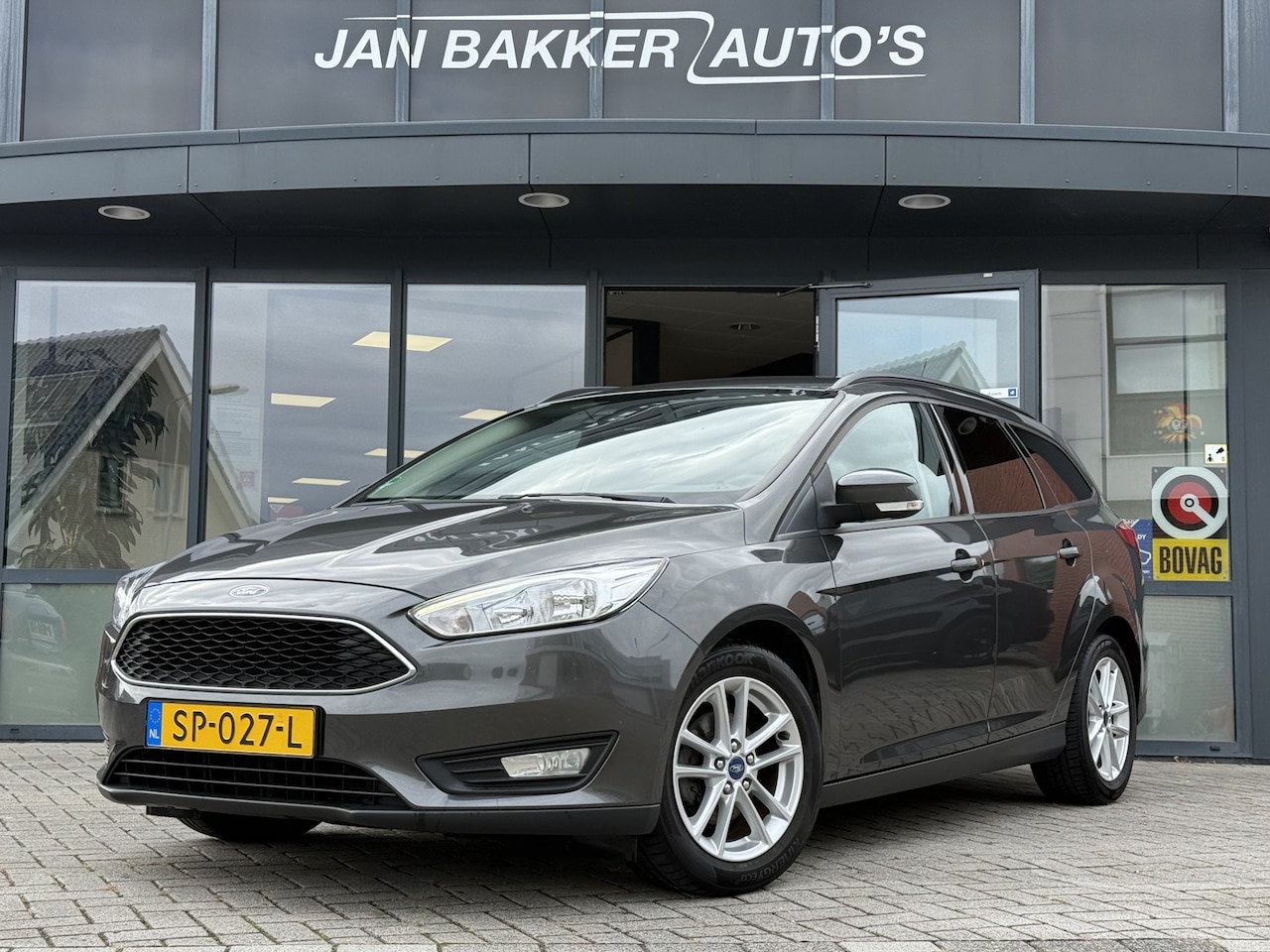 Ford Focus Wagon - 1.0 Lease Edition ✅ CarPlay / Android Auto ✅ Trekhaak ✅ Winterpakket ✅ - AutoWereld.nl