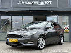 Ford Focus Wagon - 1.0 Lease Edition ✅ CarPlay / Android Auto ✅ Trekhaak ✅ Winterpakket ✅