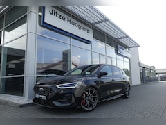 Ford Focus - 2.3 EcoBoost ST-X H&R, HUD, WINTER PACK, ADAPT. CRUISE, CLIMA, NAVI, CAMERA, PDC V&A, APPL