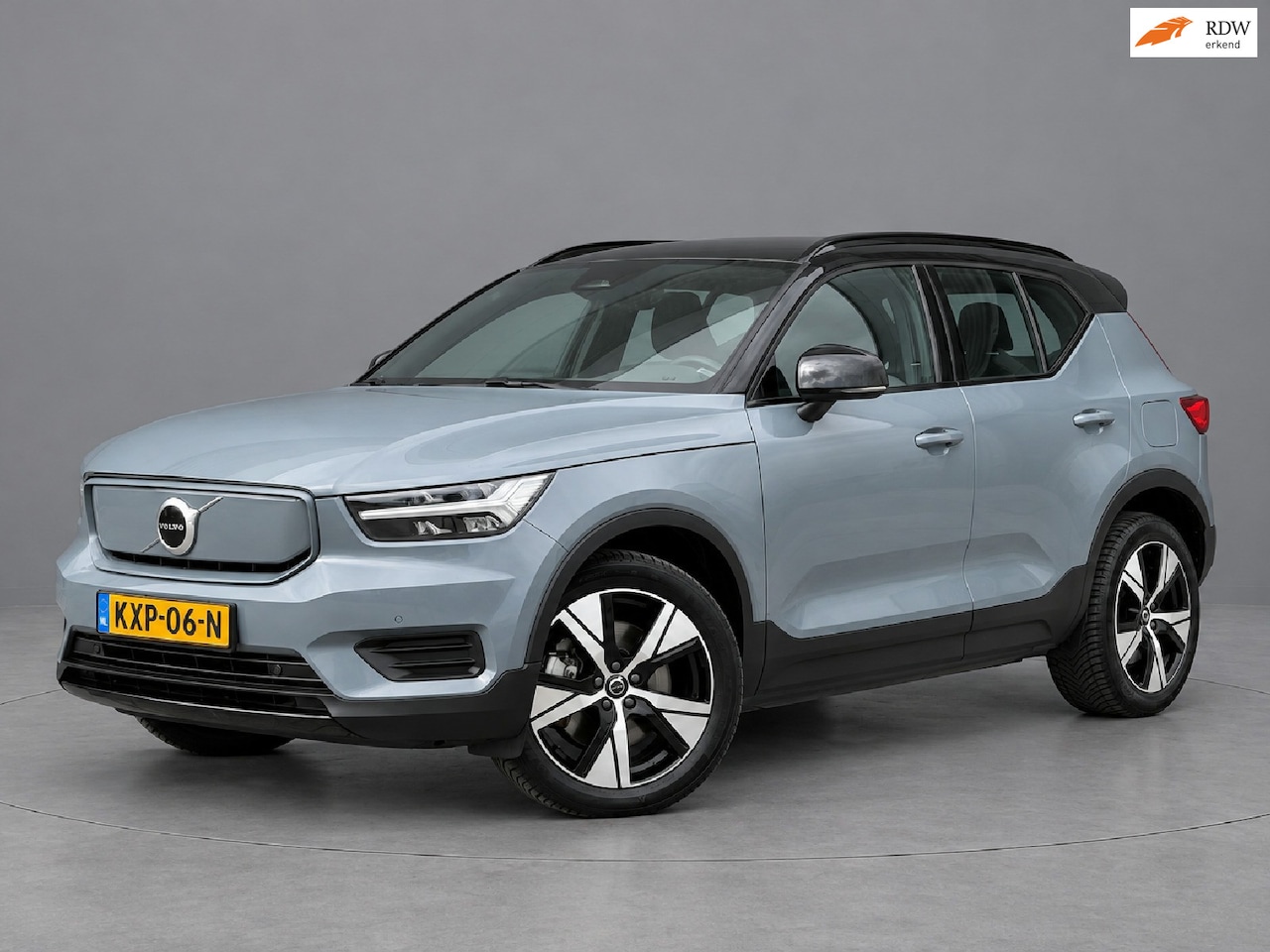 Volvo XC40 - Recharge Plus|SOH 95%|Stoel/stuurverwarming|Camera|All-season|BTW - AutoWereld.nl