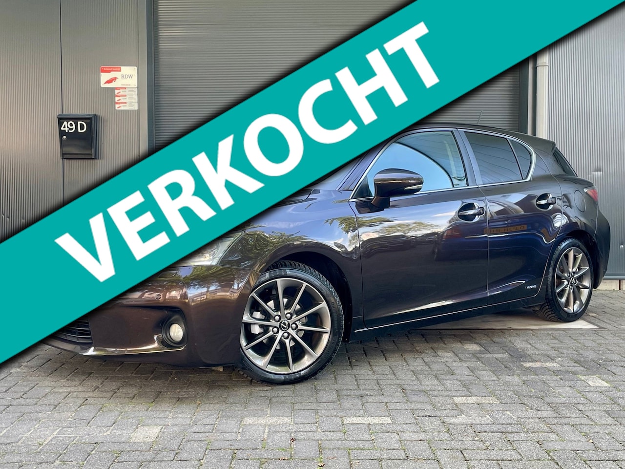 Lexus CT 200h - Business Line Pro NAP LEER CLIMA CAMERA BLUETOOTH PDC STOELVERWARMING COMPLETE HISTORIE - AutoWereld.nl