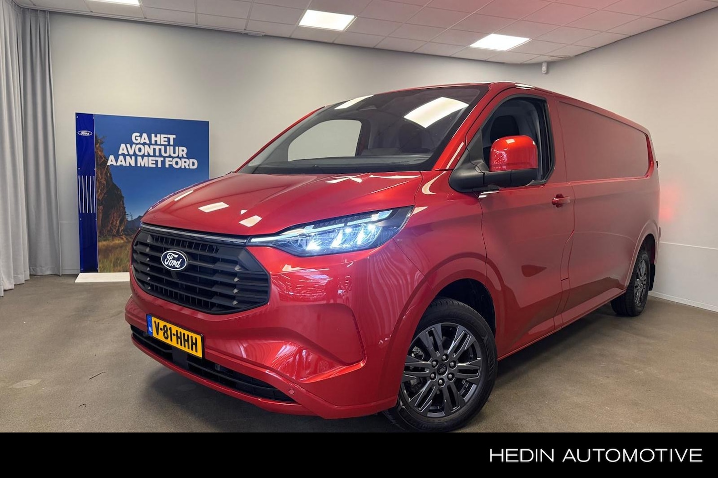 Ford Transit Custom - 320 2.5 PHEV L2H1 Limited | Wegklapbare trekhaak | Achteruitrijcamera | Adaptive Cruise Co - AutoWereld.nl
