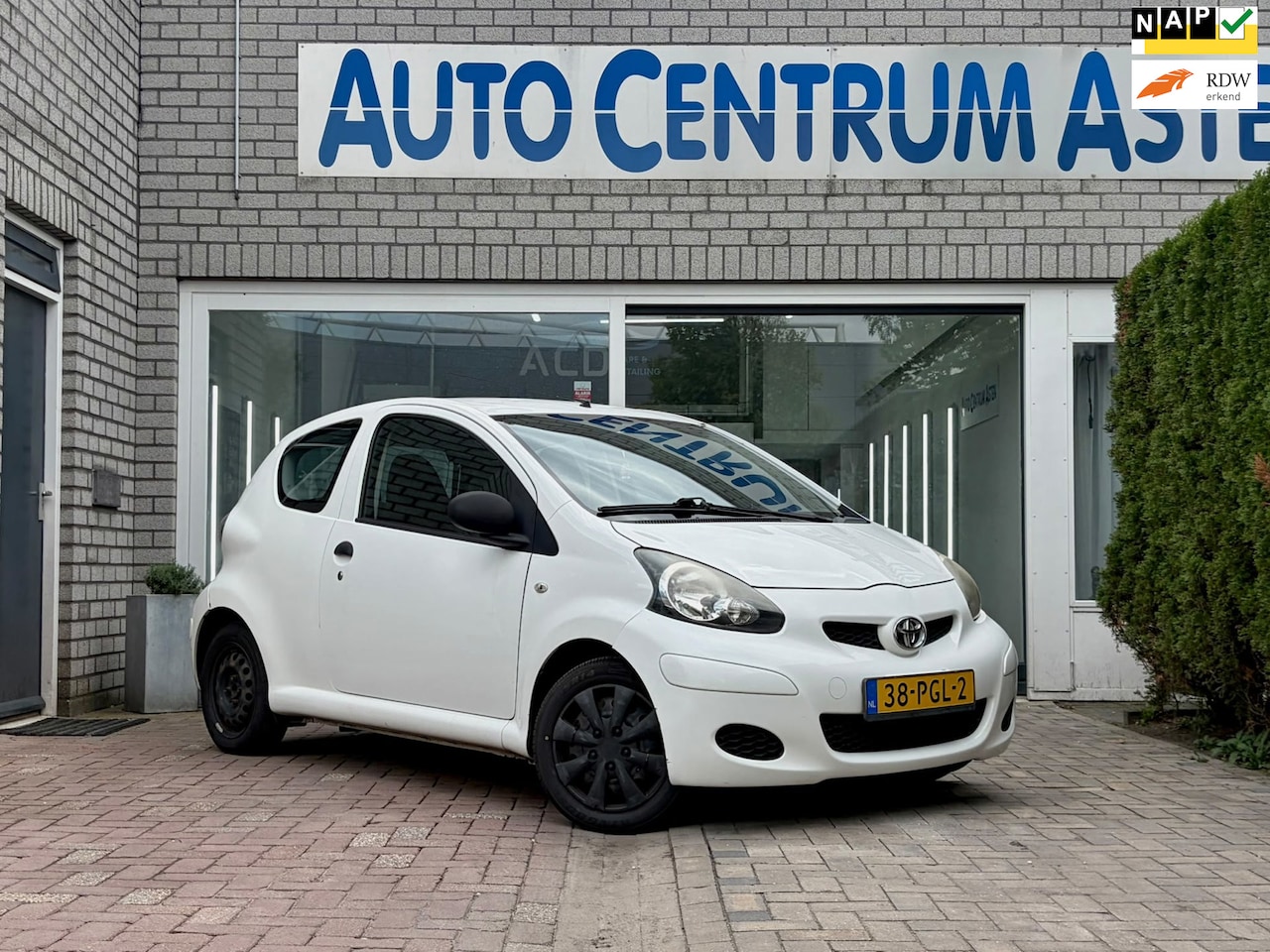 Toyota Aygo - 1.0-12V Cool 1.0-12V Cool - AutoWereld.nl