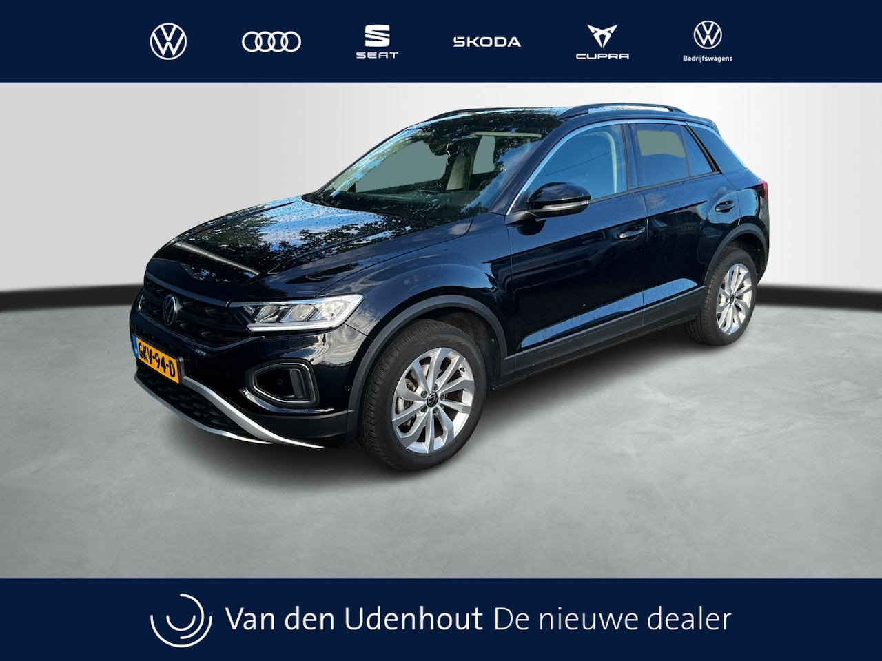 Volkswagen T-Roc - 1.5 TSI Life Edition DSG / Navigatie / Camera - AutoWereld.nl
