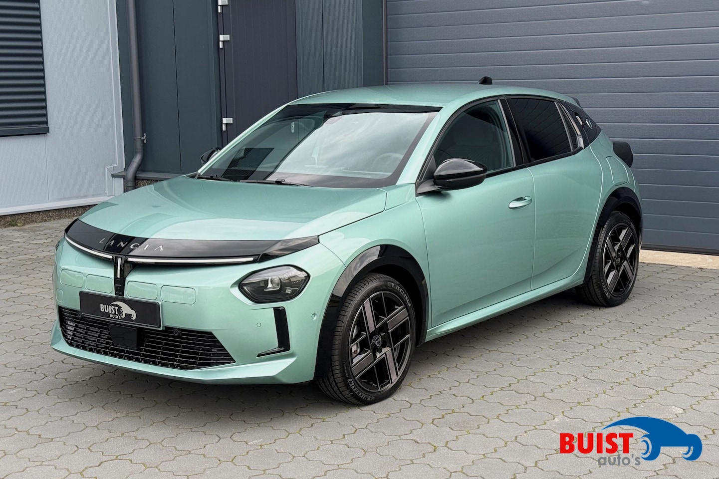 Lancia Y(psilon) - Ypsilon LX 51 kWh ZEER COMPLEET! NIEUWE AUTO! 10X OP VOORRAAD! - AutoWereld.nl