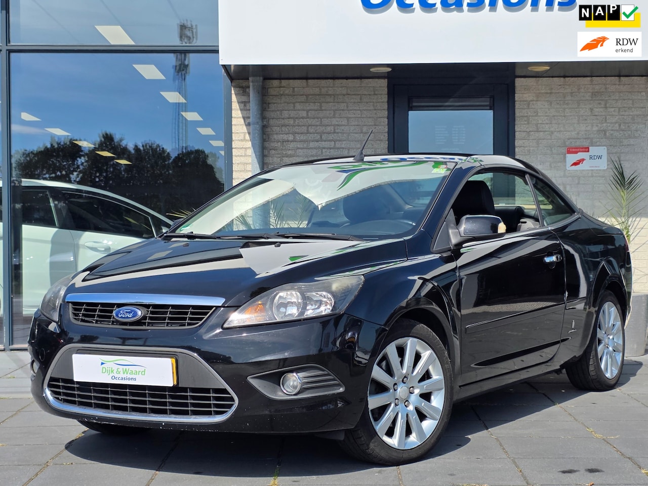 Ford Focus Coupé-Cabriolet - 2.0 Titanium – Automaat – Hardtop - AutoWereld.nl