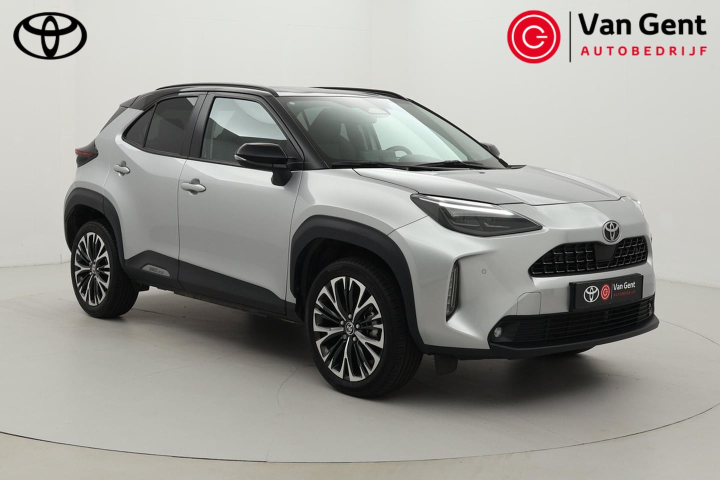 Toyota Yaris Cross - 1.5 Hybrid Executive | Dodehoek detectie | Stoelverwarming | Head-up display | JBL | Apple - AutoWereld.nl