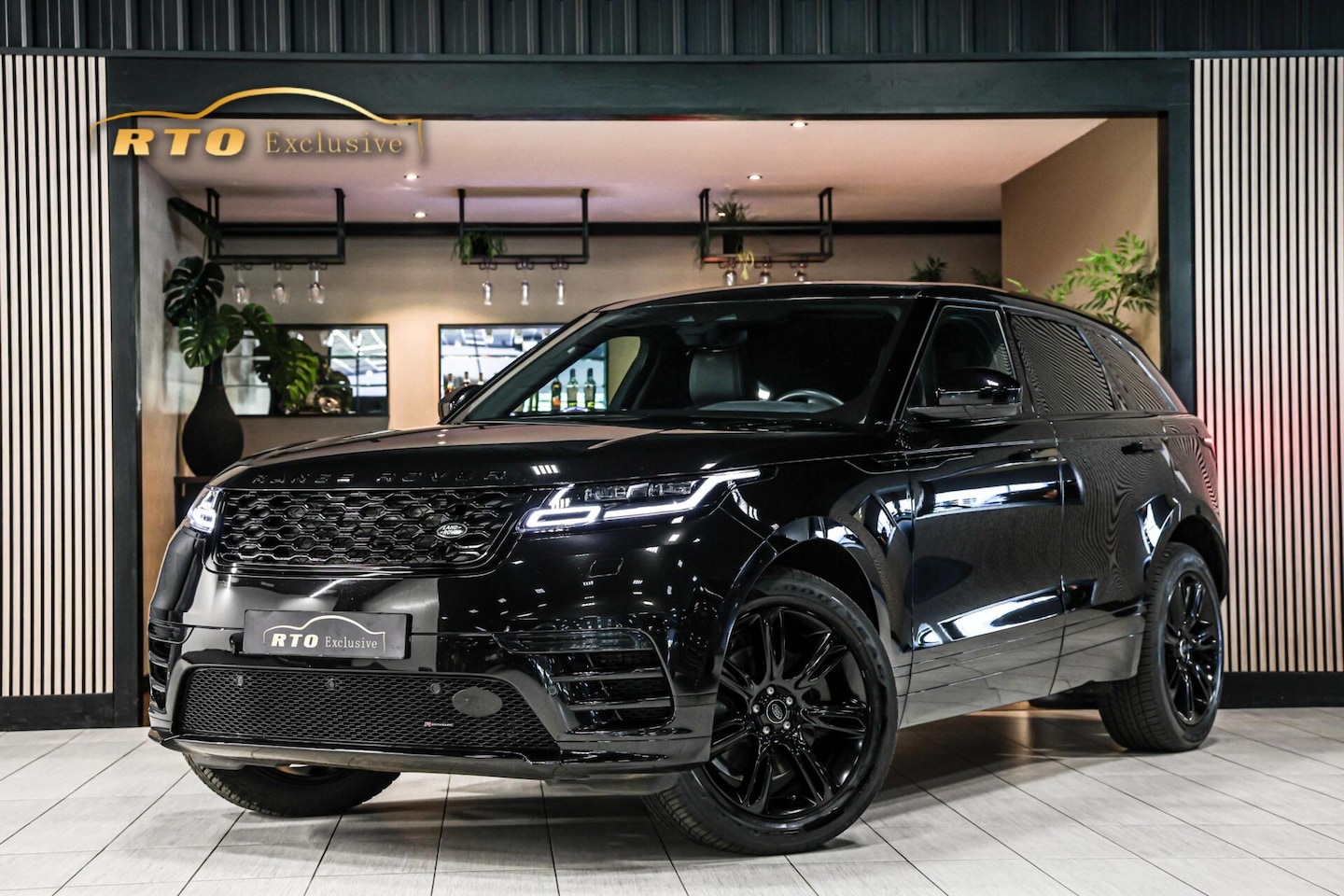 Land Rover Range Rover Velar - 2.0 D200 AWD|Grijs kenteken - AutoWereld.nl