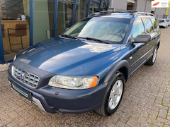 Volvo XC70 - 2.5 T Summum AWD Automaat LEER / SUNROOF / YOUNGTIMER