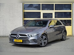 Mercedes-Benz A-klasse - 180 Automaat 5drs Business Solution Luxury BJ2021 Lmv 17" | Led V+A | Pdc | Elek. trekhaak