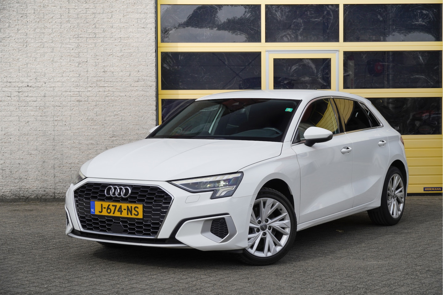 Audi A3 Sportback - 30 TFSI 5drs Business Edition BJ2020 Lmv 17" | Led | Dynamische knipperlichten | Pdc | Afn - AutoWereld.nl