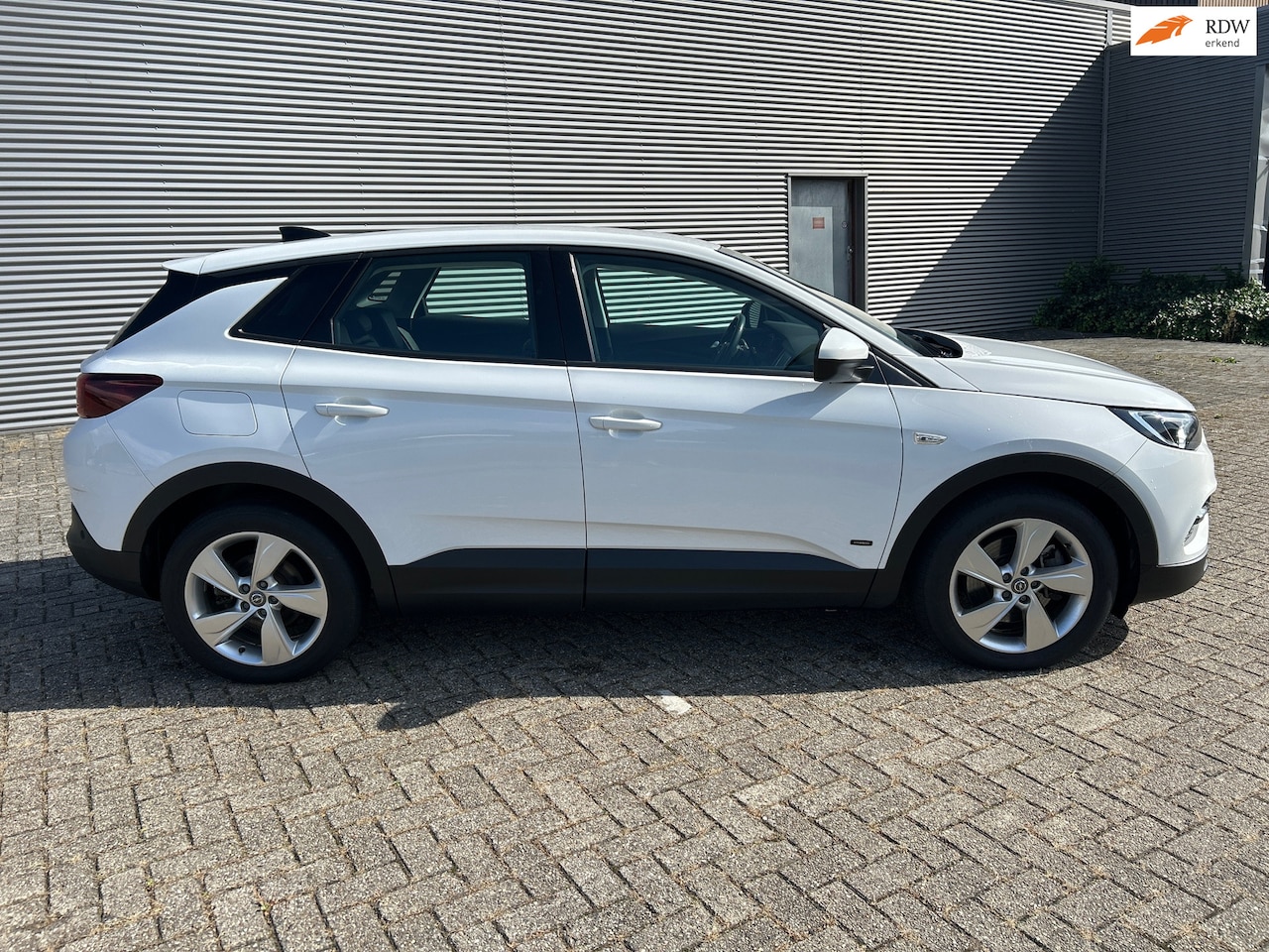 Opel Grandland X - 1.6 Turbo Hybrid Business Edition Met afneembare trekhaak - AutoWereld.nl