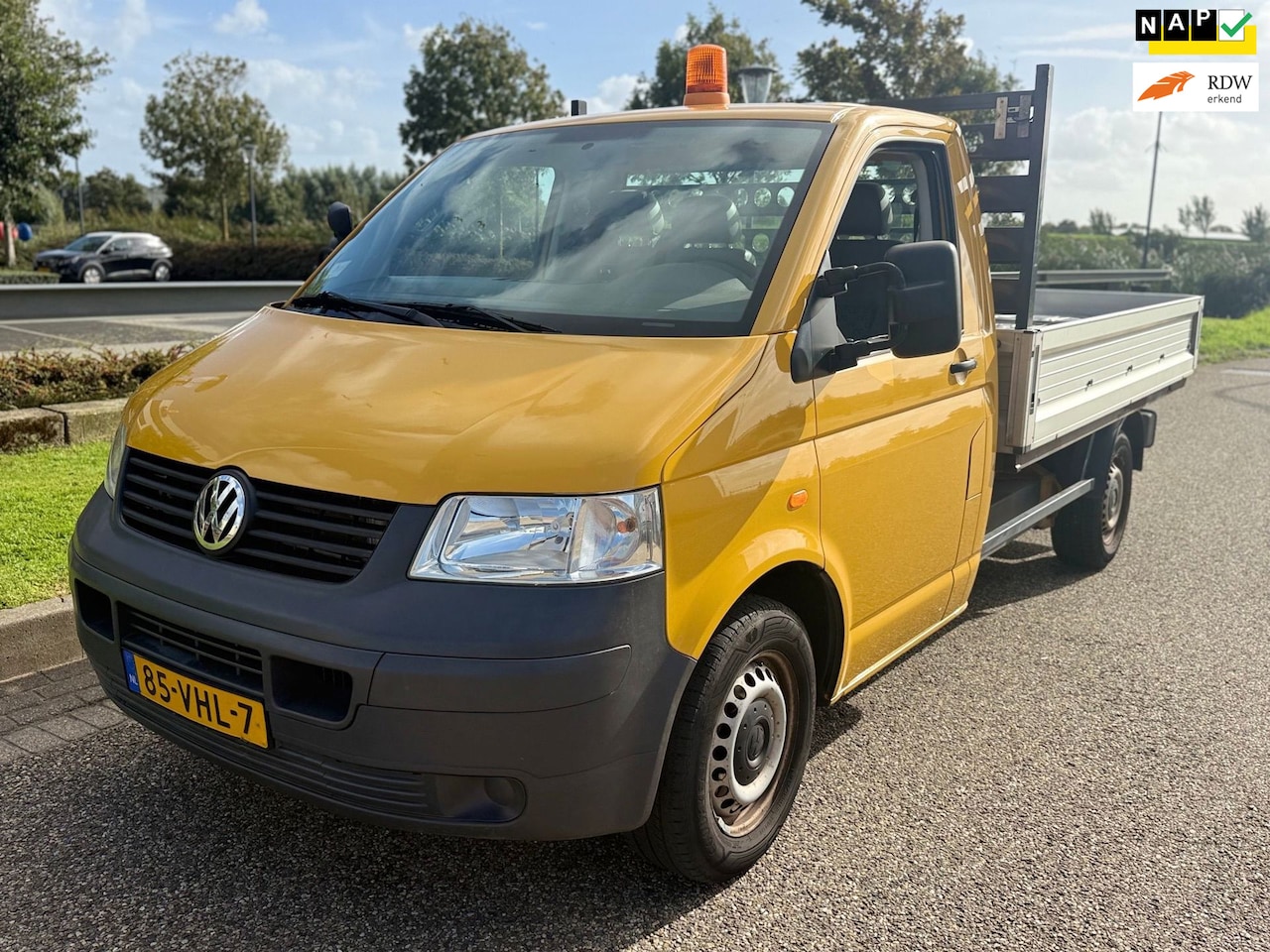 Volkswagen Transporter - 2.5 TDI Pick-Up * APK * NAP * - AutoWereld.nl