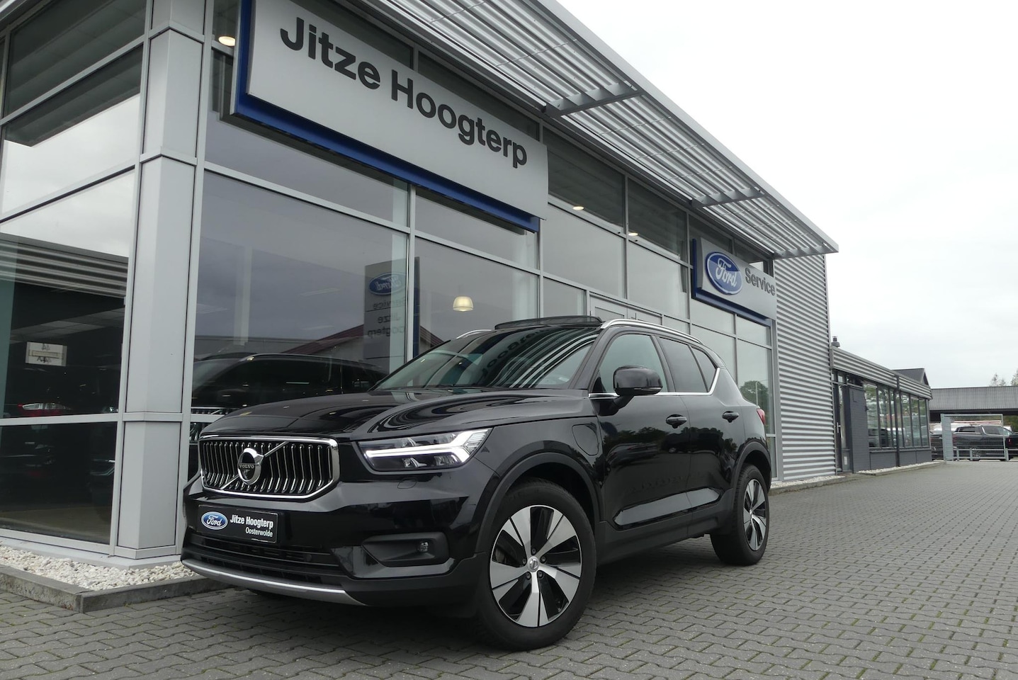 Volvo XC40 - 1.5 T5 Twin Engine Inscription ELEKT. TREKHAAK, PANO, 360° CAMERA, MEMORY, LEER, WINTER PA - AutoWereld.nl