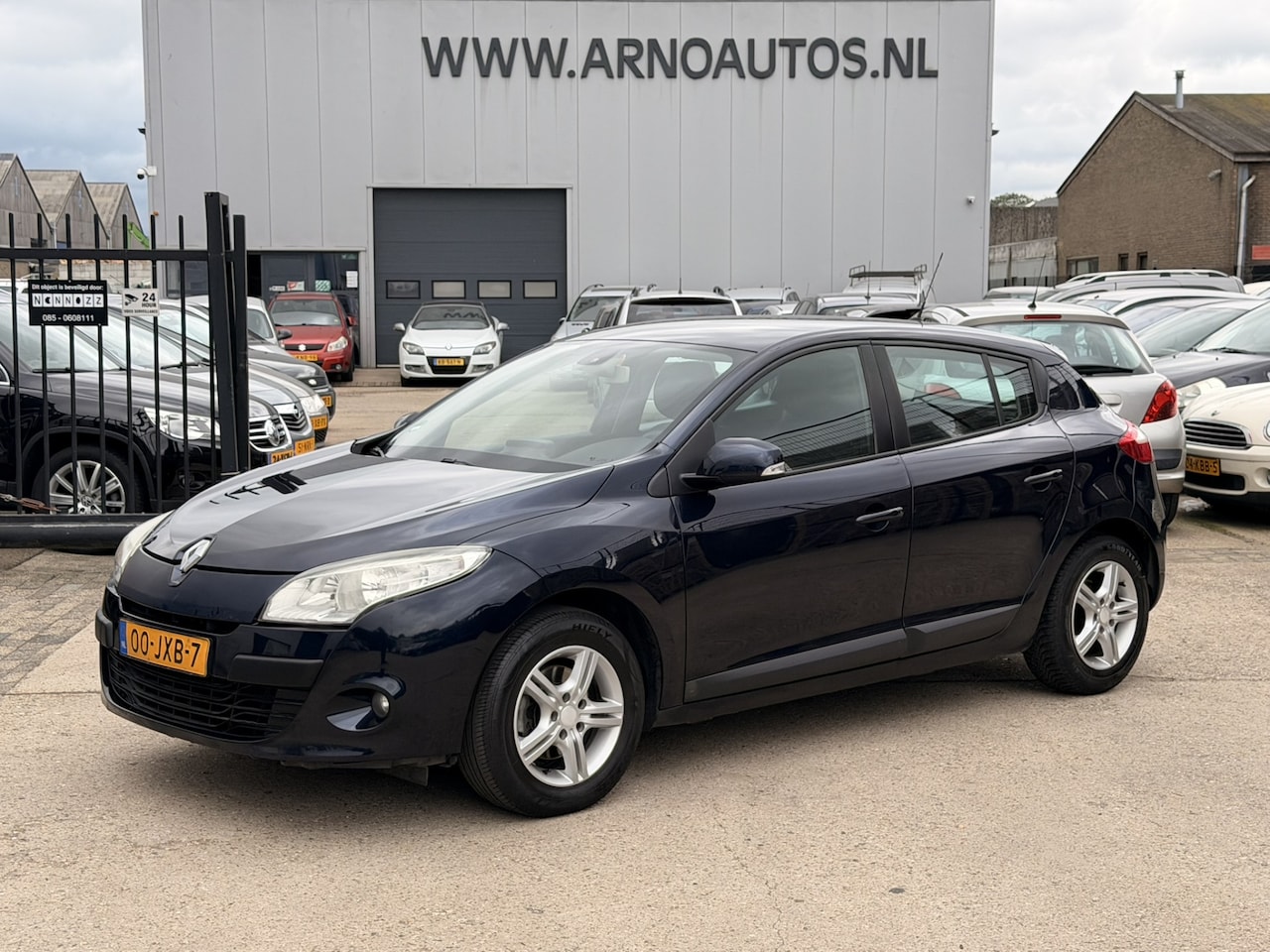 Renault Mégane - 1.6 Sélection Business 1.6 Sélection Business 5-DEURS, AIRCO(CLIMA), CRUISE CONTROL, BLUETOOTH-NAVI-RADIO-CD-MP3- - AutoWereld.nl