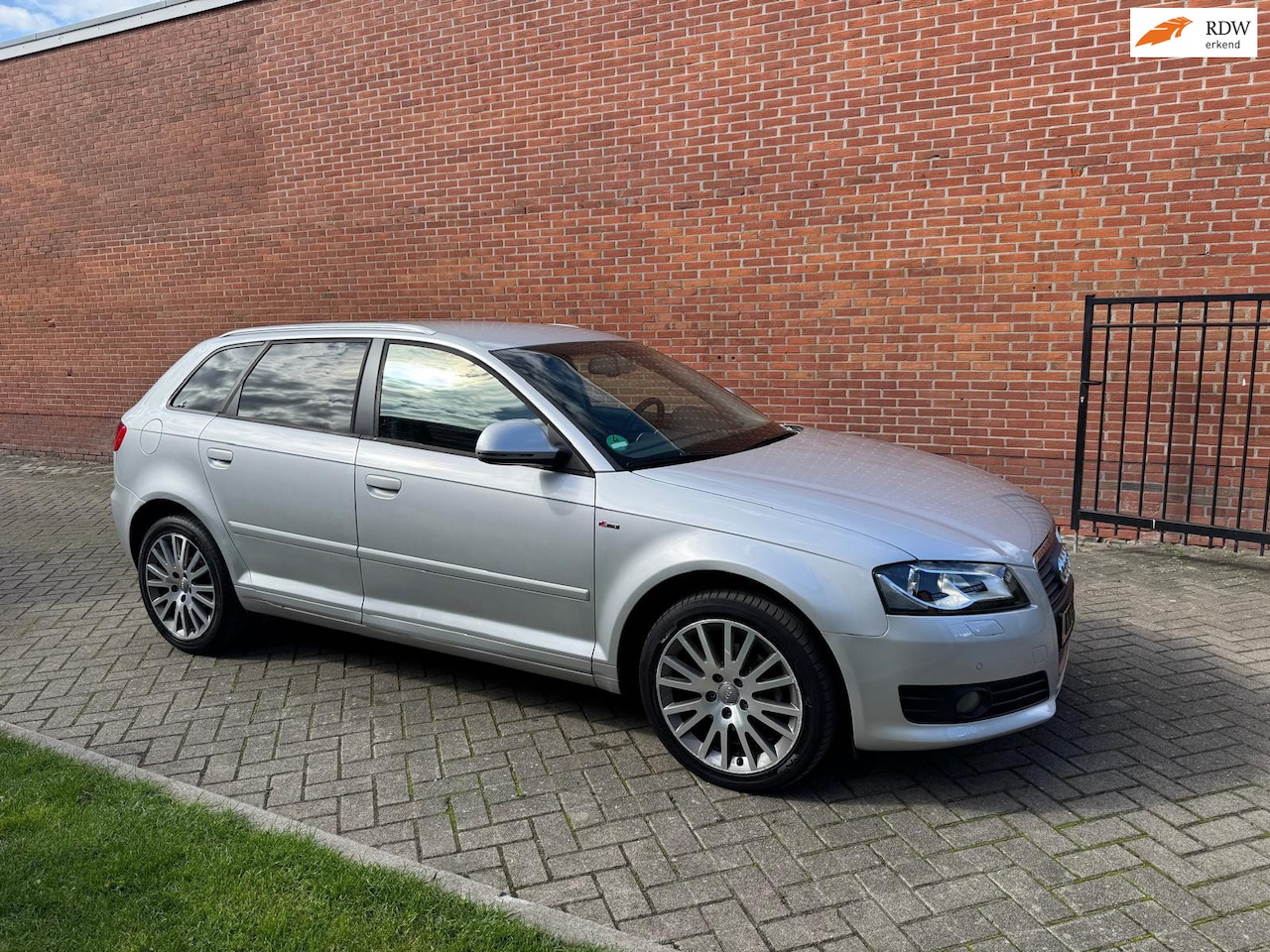 Audi A3 Sportback - 1.8 TFSI S-Line Edition Leder Clima Cruise Xenon - AutoWereld.nl